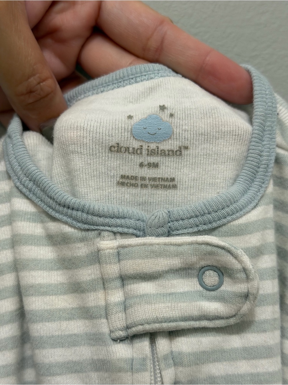 ❤️ BUNDLE 4 for $20 Cloud Island Striped Footie - Picture 3 of 3